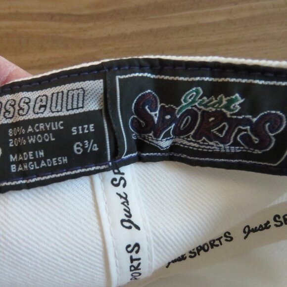 COLOSSEUM JUST SPORTS Washington Huskies Wool Blend Fitted Cap *Player Signed* - Picture 9 of 9